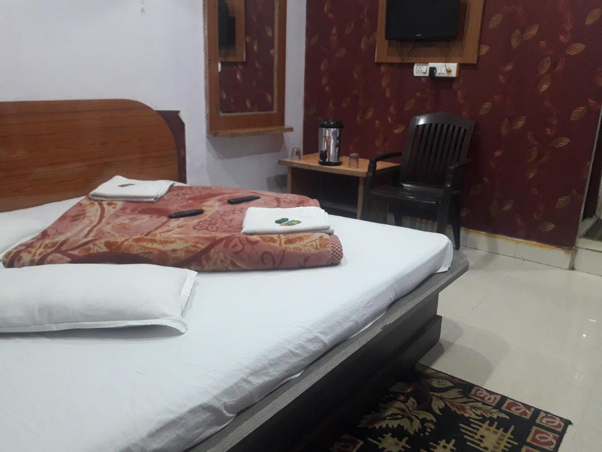 Hotel Rajvihar Pachmarhī Exteriér fotografie