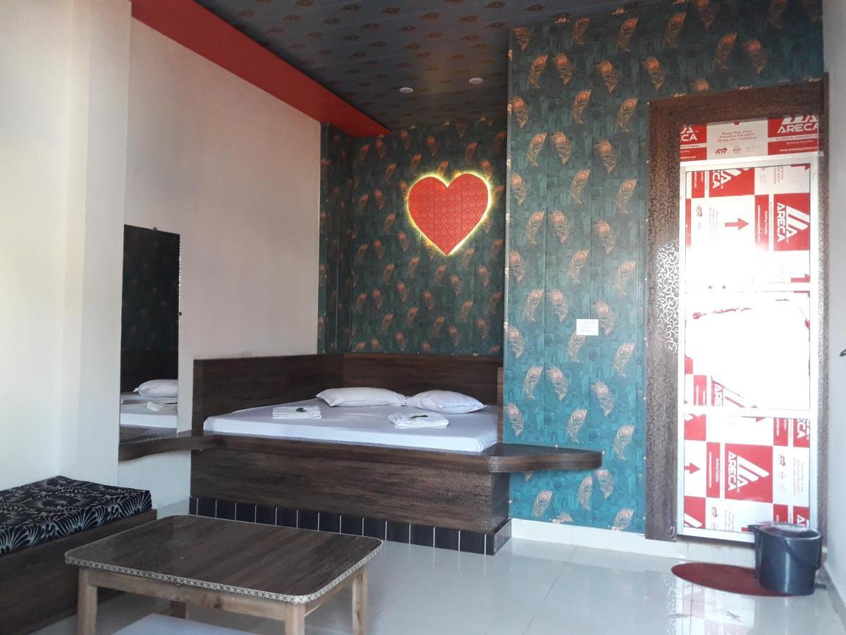 Hotel Rajvihar Pachmarhī Exteriér fotografie