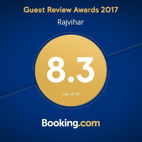 Hotel Rajvihar Pachmarhī Exteriér fotografie